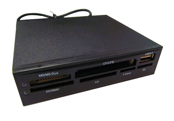 Кардридер Dynamode внутренний 3,5&quot; USB2.0 All in 1 с USB2.0 - портом пластик черный, 6 слотов